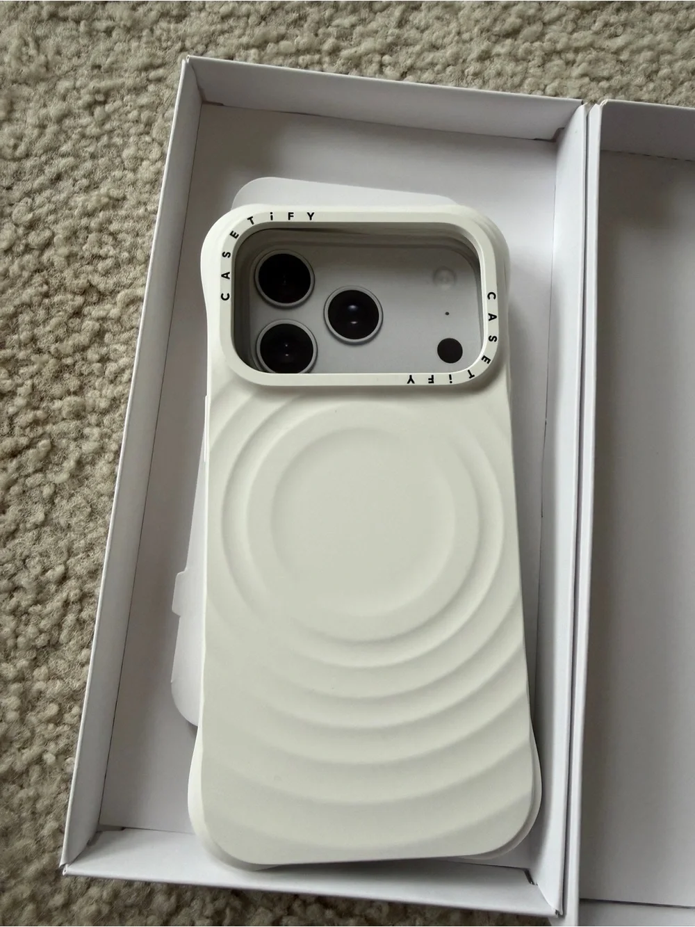New Casetify iPhone White Silicon 17 Pro case with box